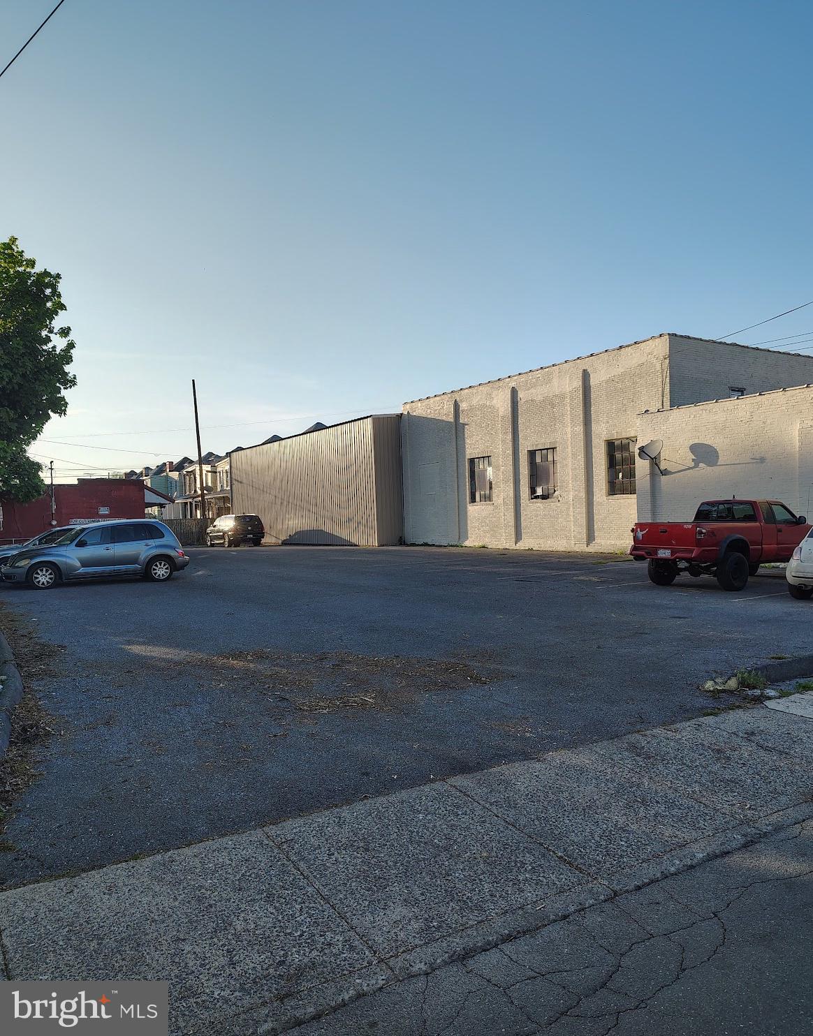 144 FAIRGROUND AVENUE