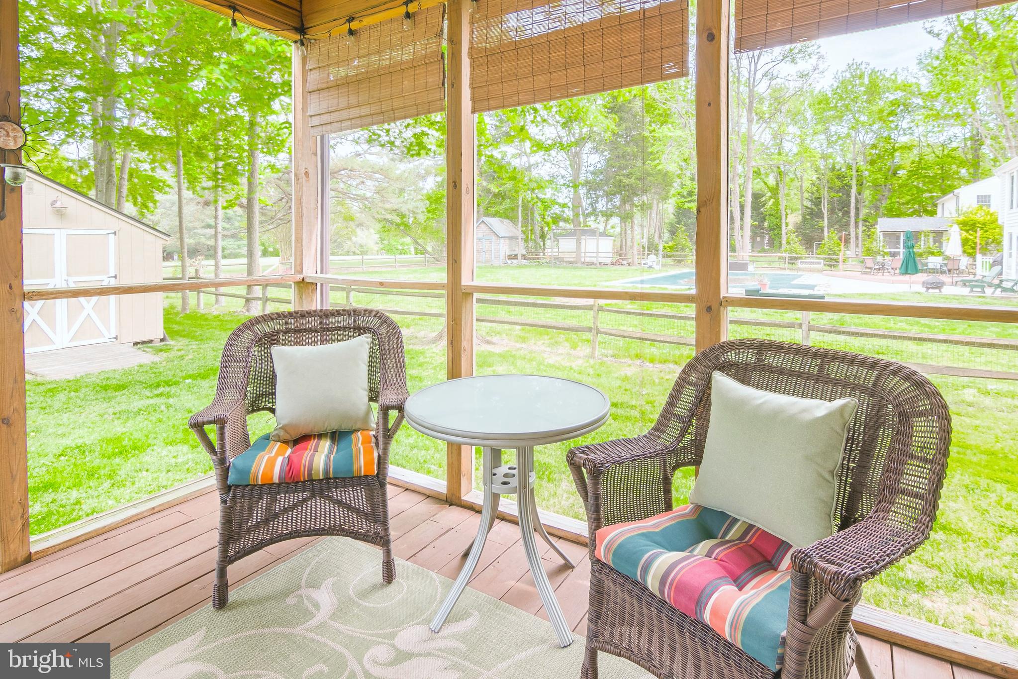 QUEEN ANNE COLONY - Residential