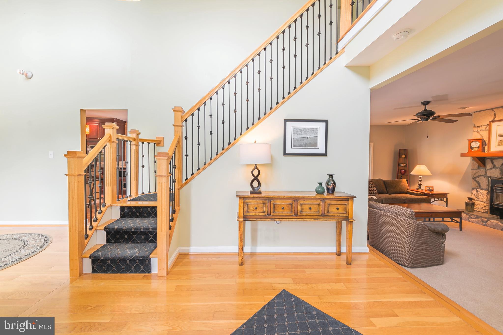 QUEEN ANNE COLONY - Residential