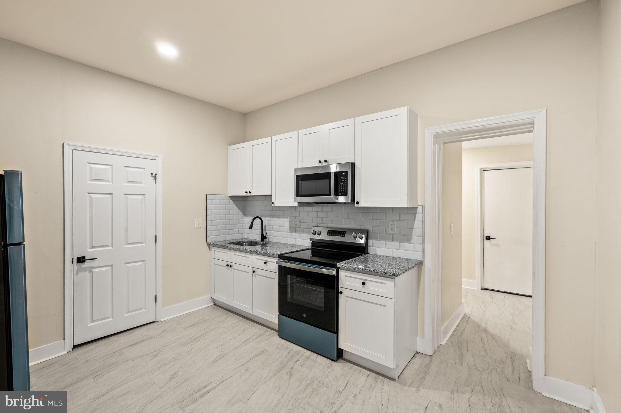 OVERBROOK - Residential Lease