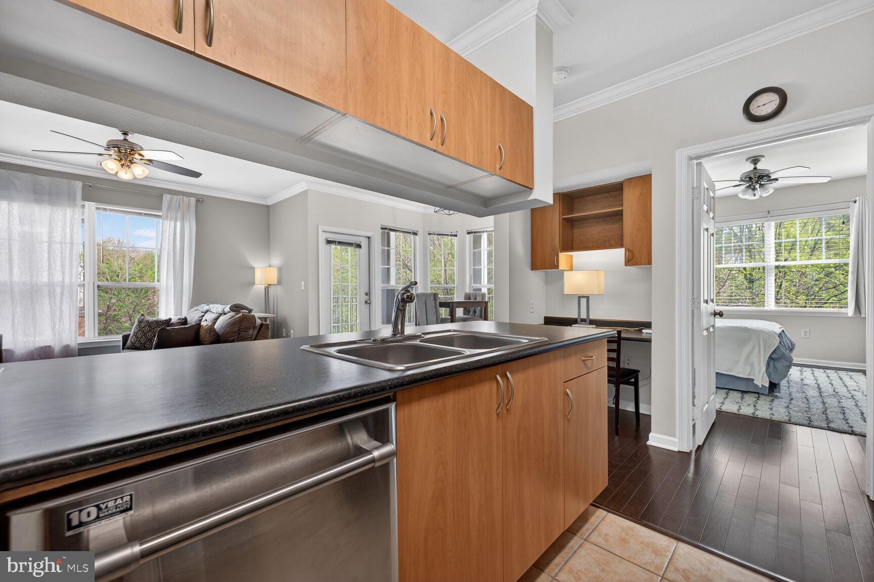 ASHMORE AT GERMANOWN COMMUNITY - Residential