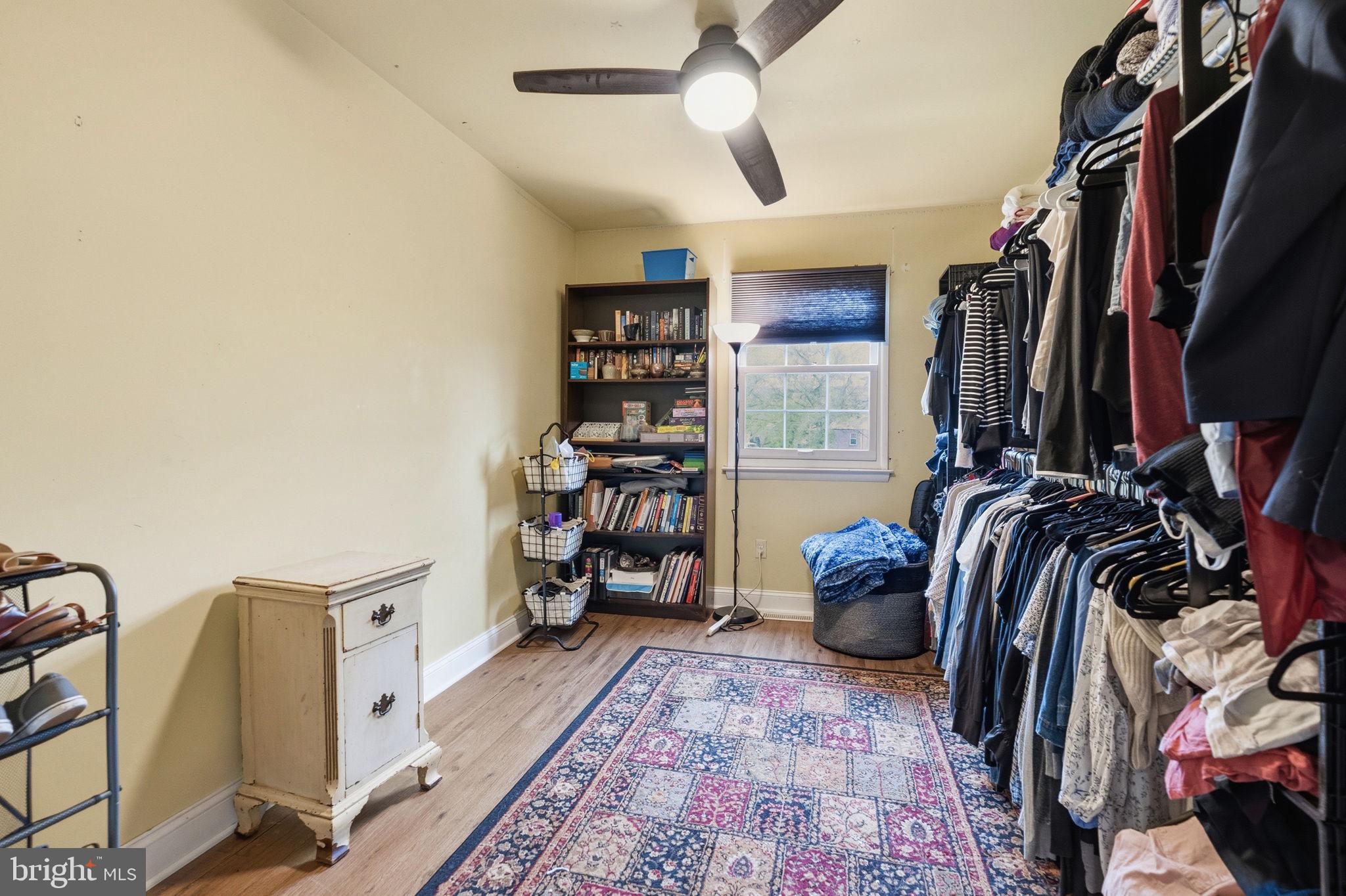 MAPLE HILL - Residential