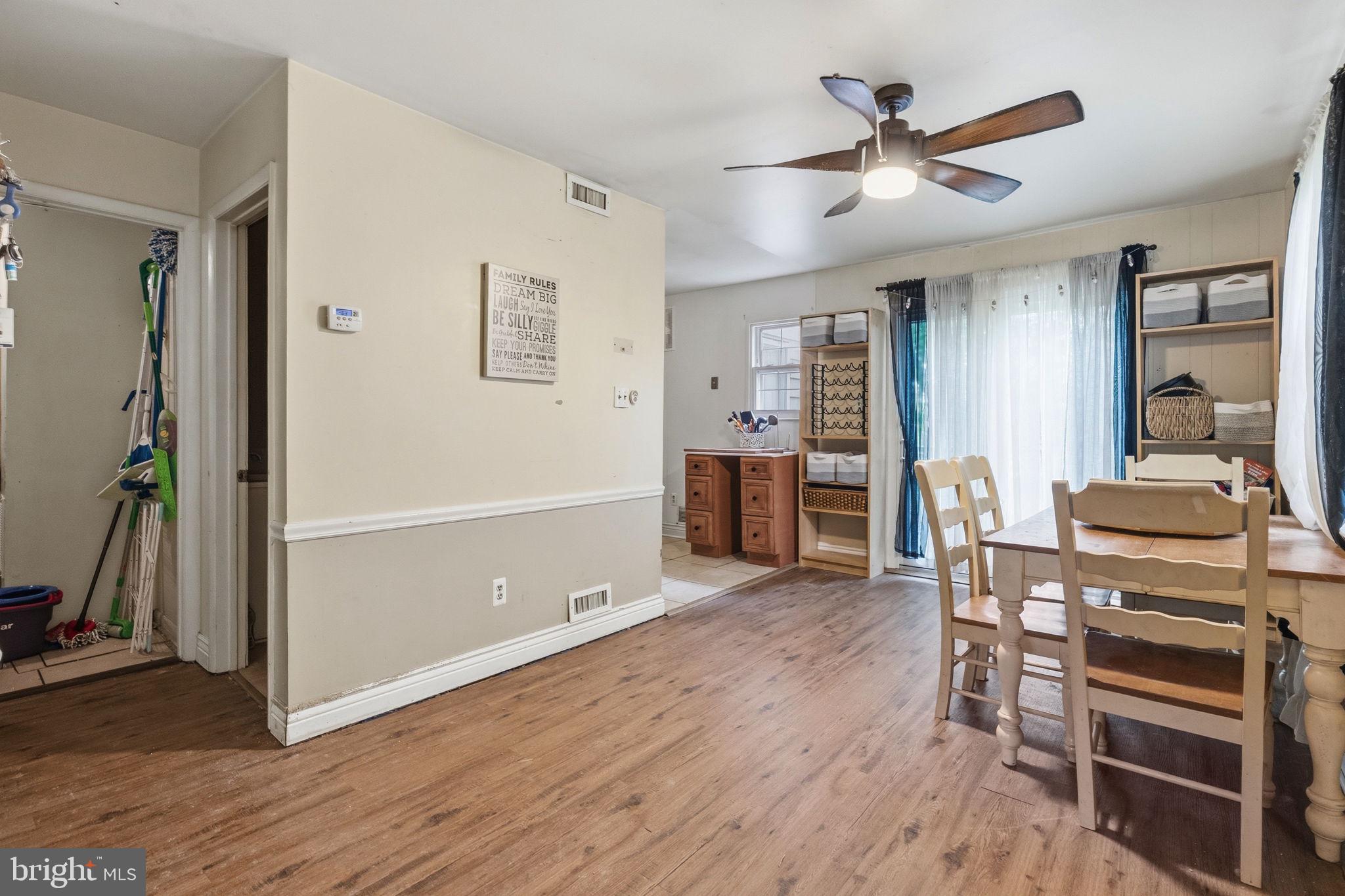 MAPLE HILL - Residential