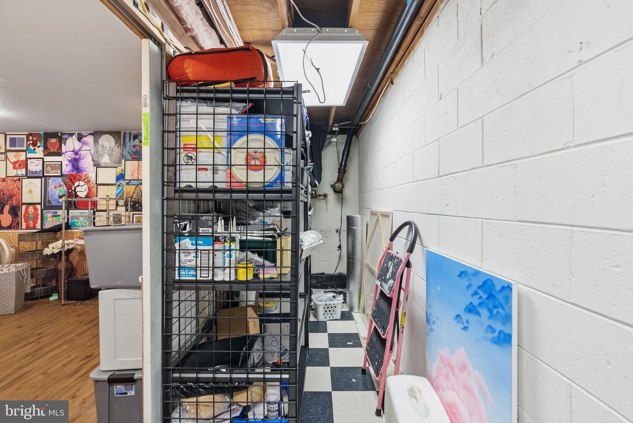 MAPLE HILL - Residential