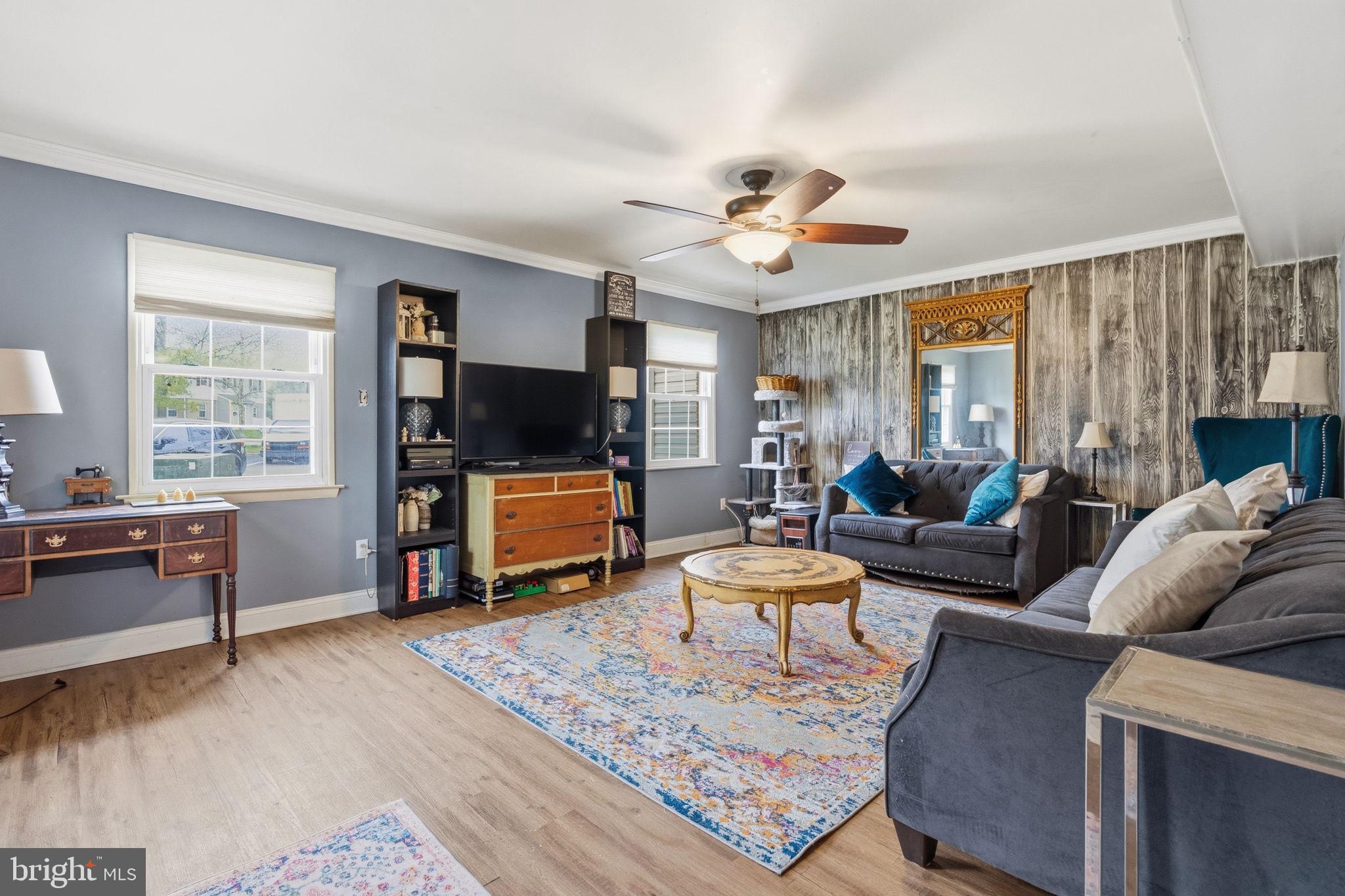 MAPLE HILL - Residential