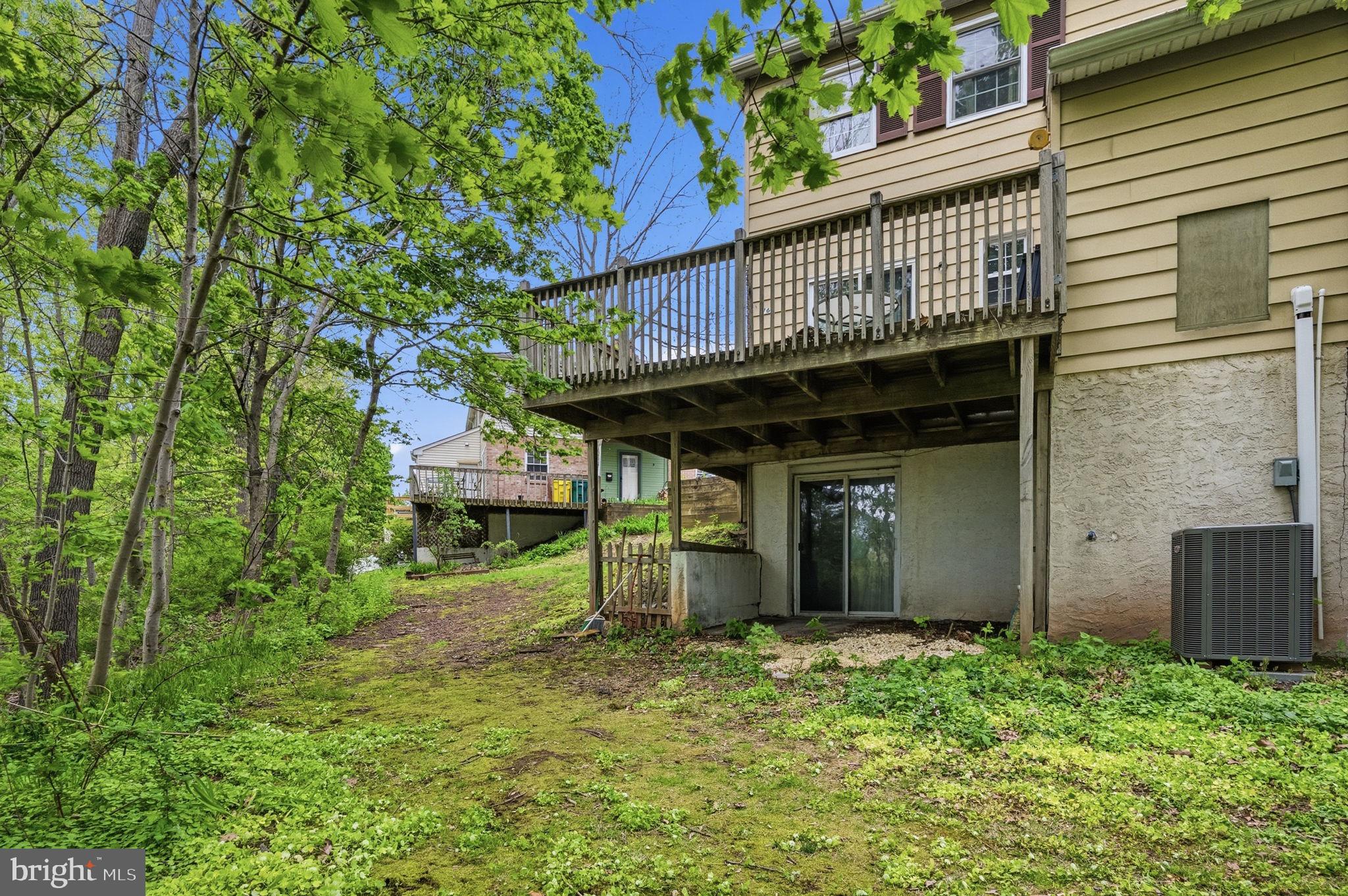 MAPLE HILL - Residential