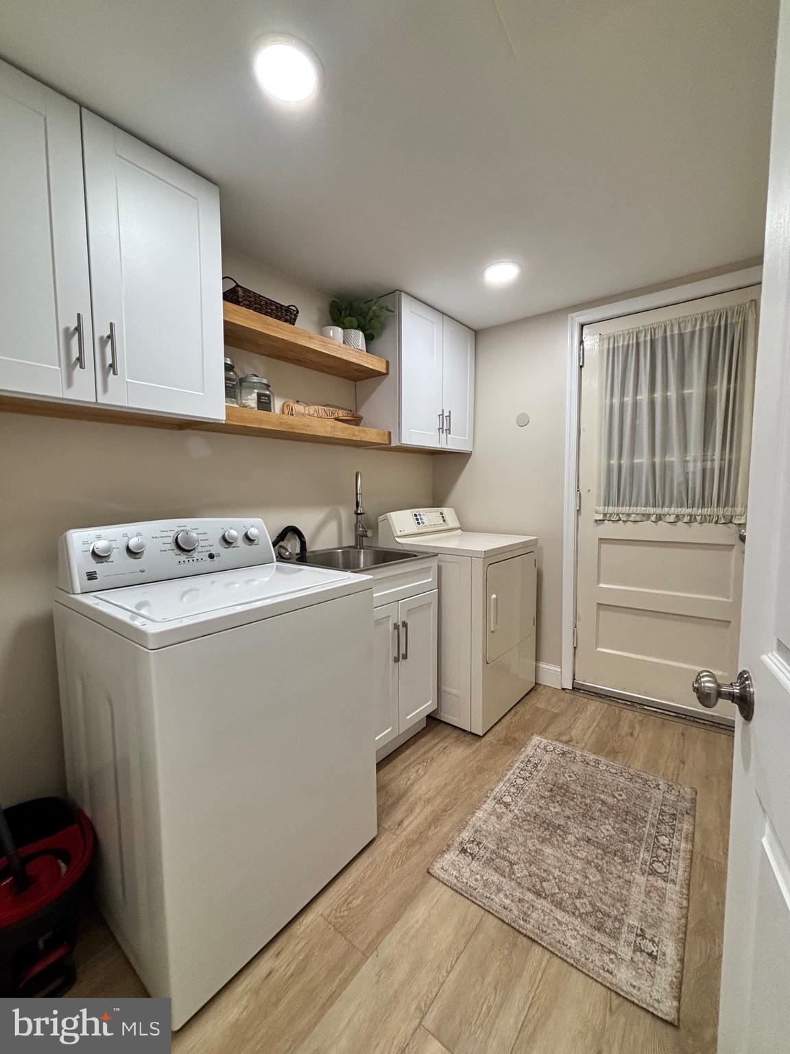 NORTHAMPTON HILLS - Residential