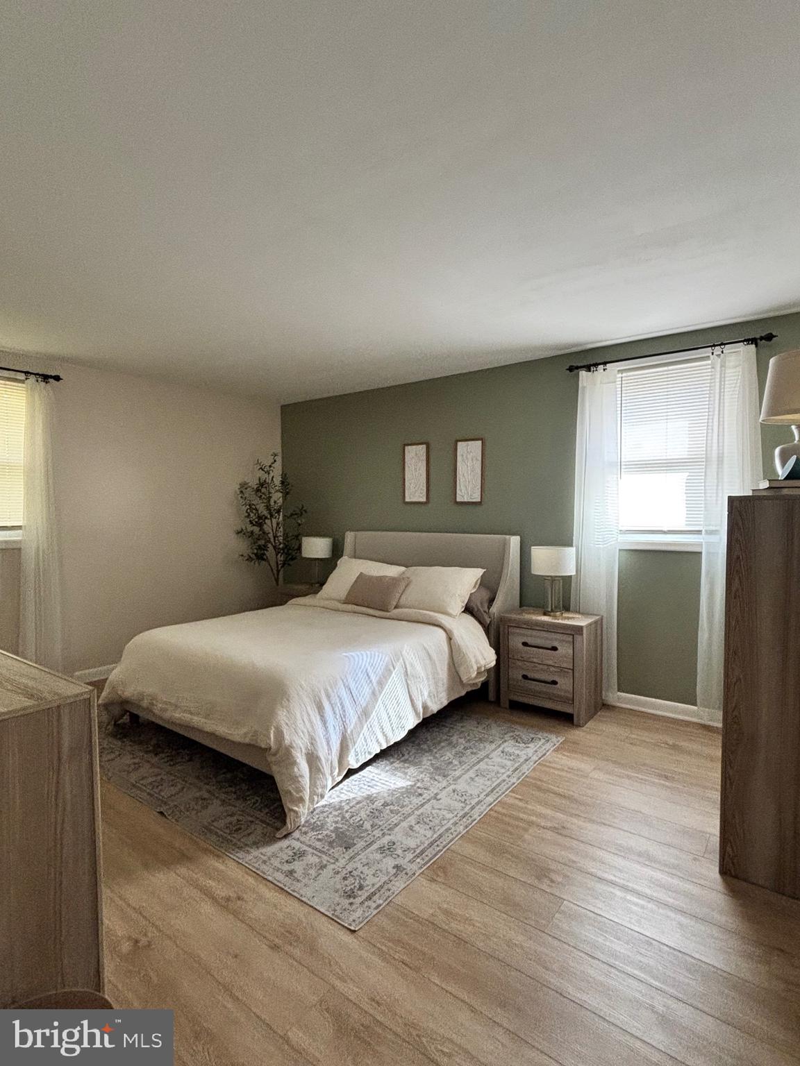 NORTHAMPTON HILLS - Residential