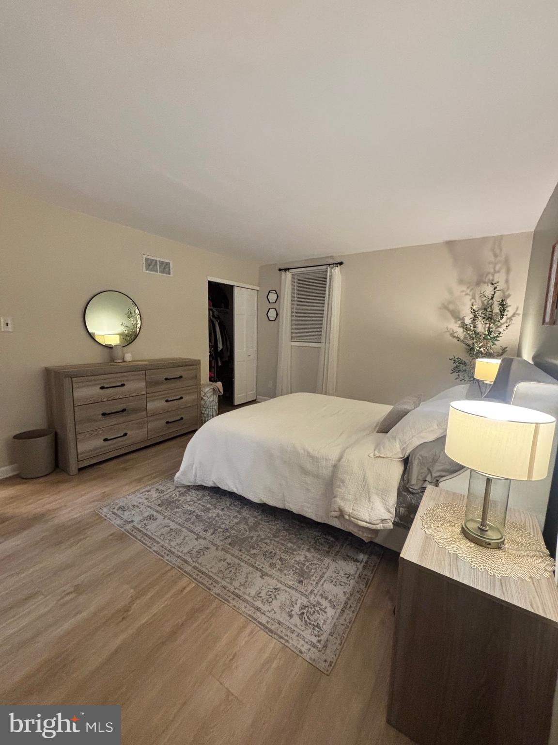 NORTHAMPTON HILLS - Residential