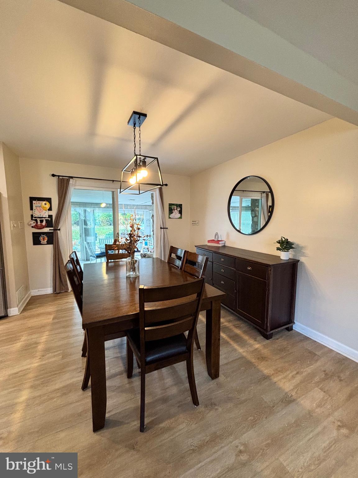 273 HOLLY KNOLL DRIVE