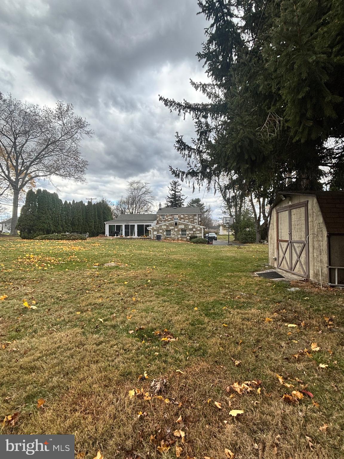 NORTHAMPTON HILLS - Residential