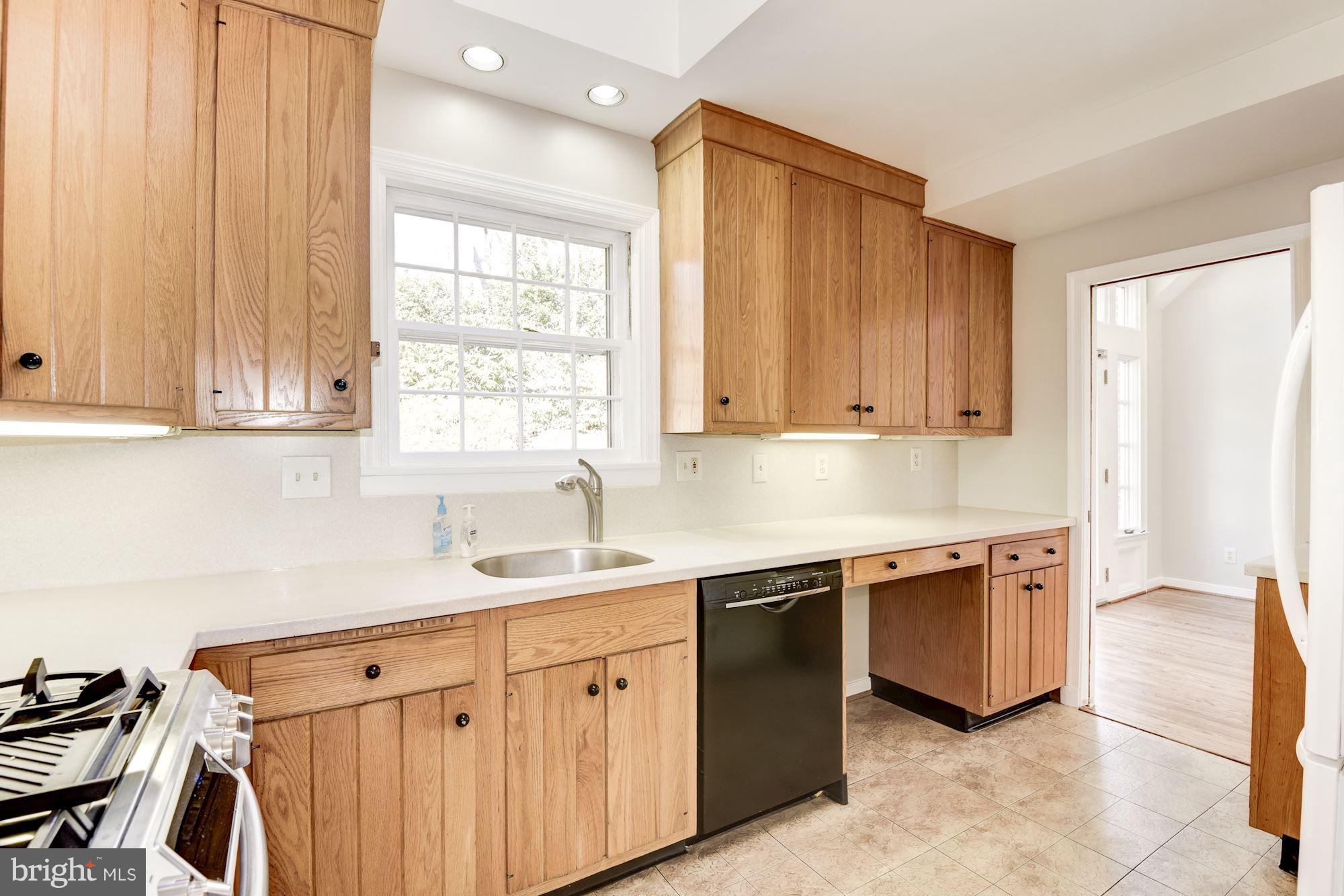 TEMPLE TERRACE - Residential