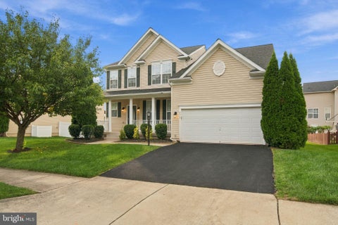Photo of 7512 San Diego Court, GAINESVILLE, VA 20155 (MLS # VAPW2131820)