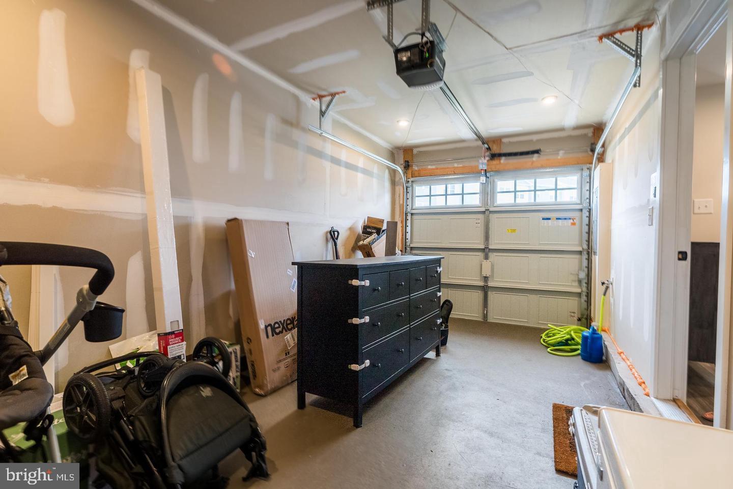 THE TOWNES AT HADDON POINT - Residential Lease