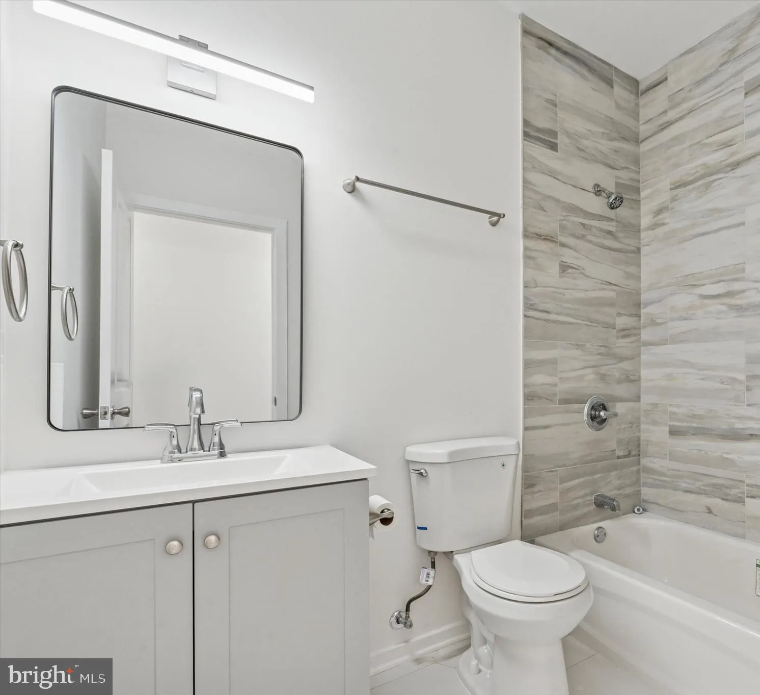 Philadelphia, Pennsylvania 19147, United States, 2 Bedrooms Bedrooms, ,2 BathroomsBathrooms,Residential,Active,138018