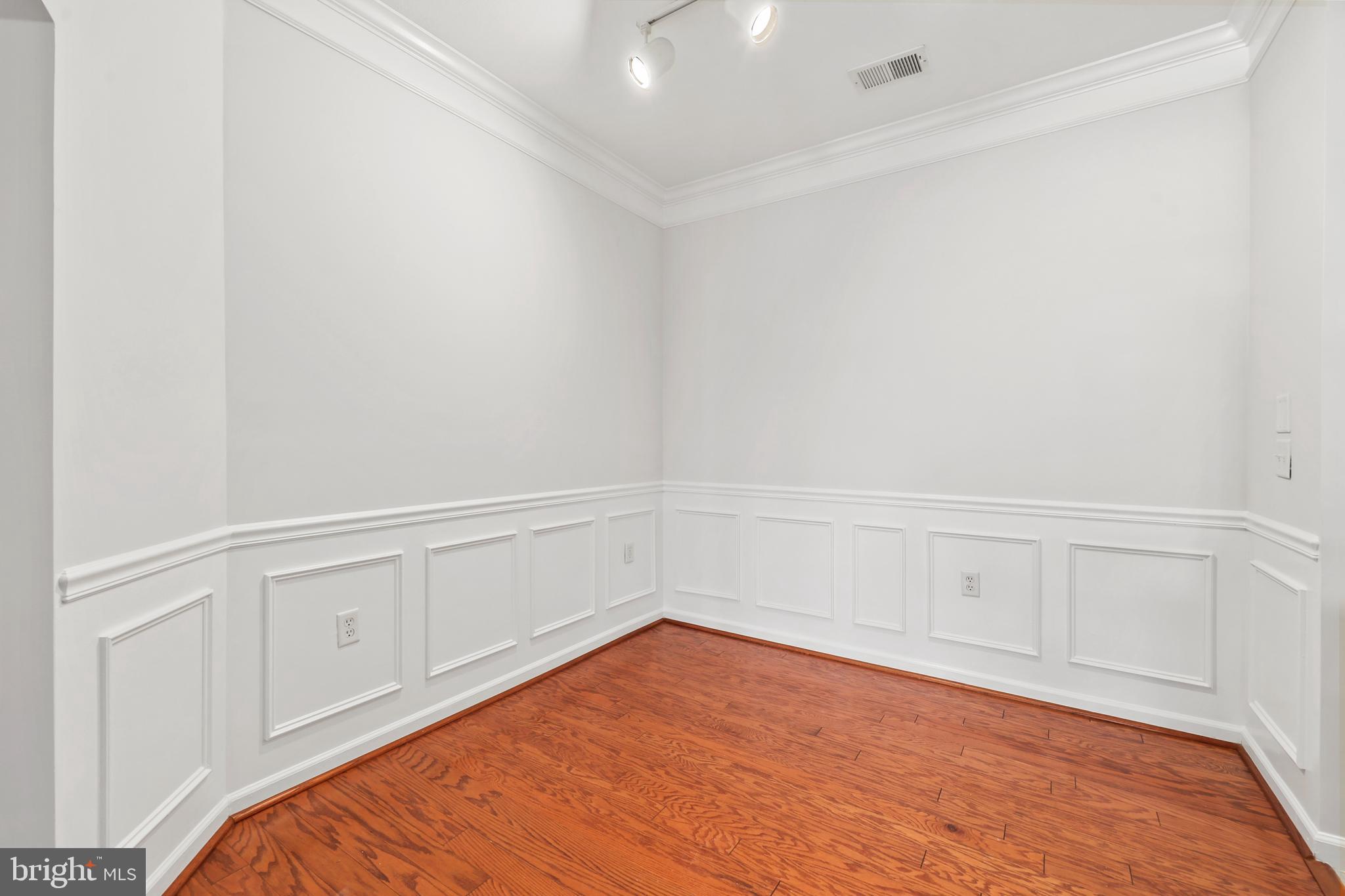 WESTCHESTER AT STRATFORD - Residential