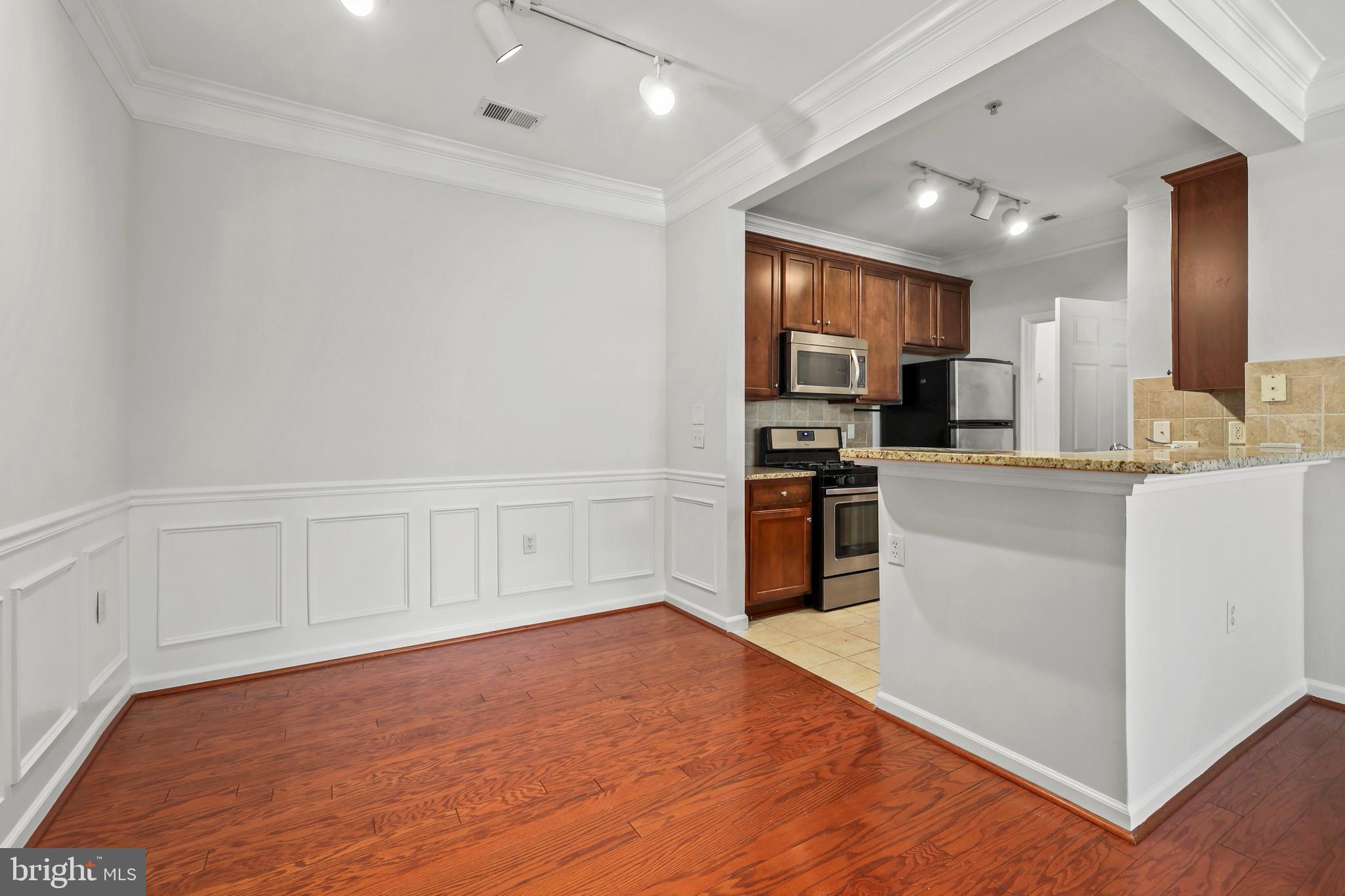 WESTCHESTER AT STRATFORD - Residential