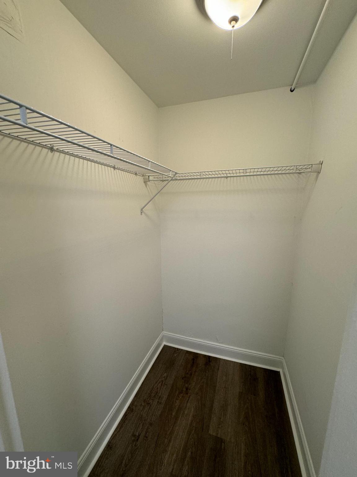 WILLOW GROVE - Residential Lease