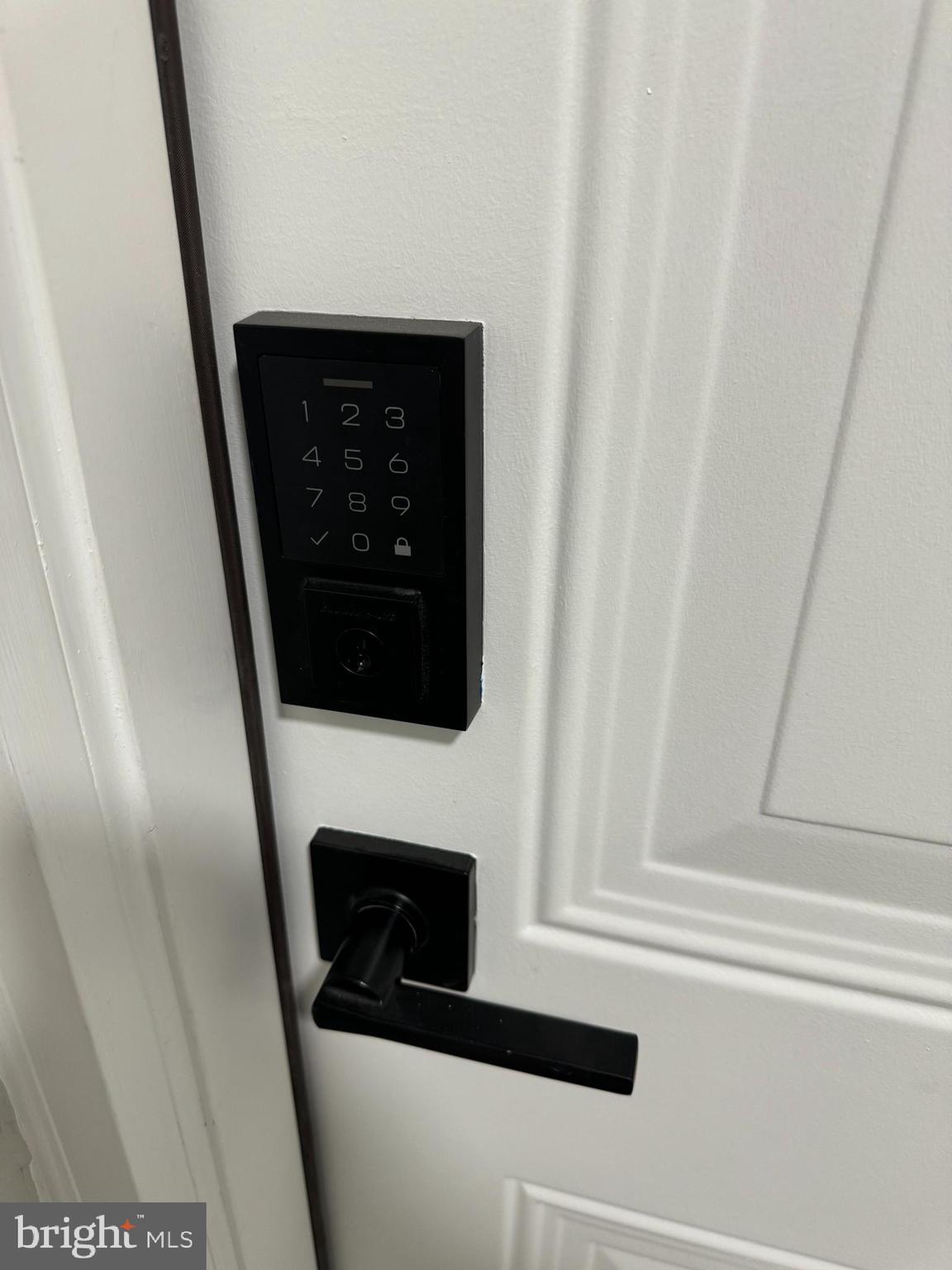 WILLOW GROVE - Residential Lease