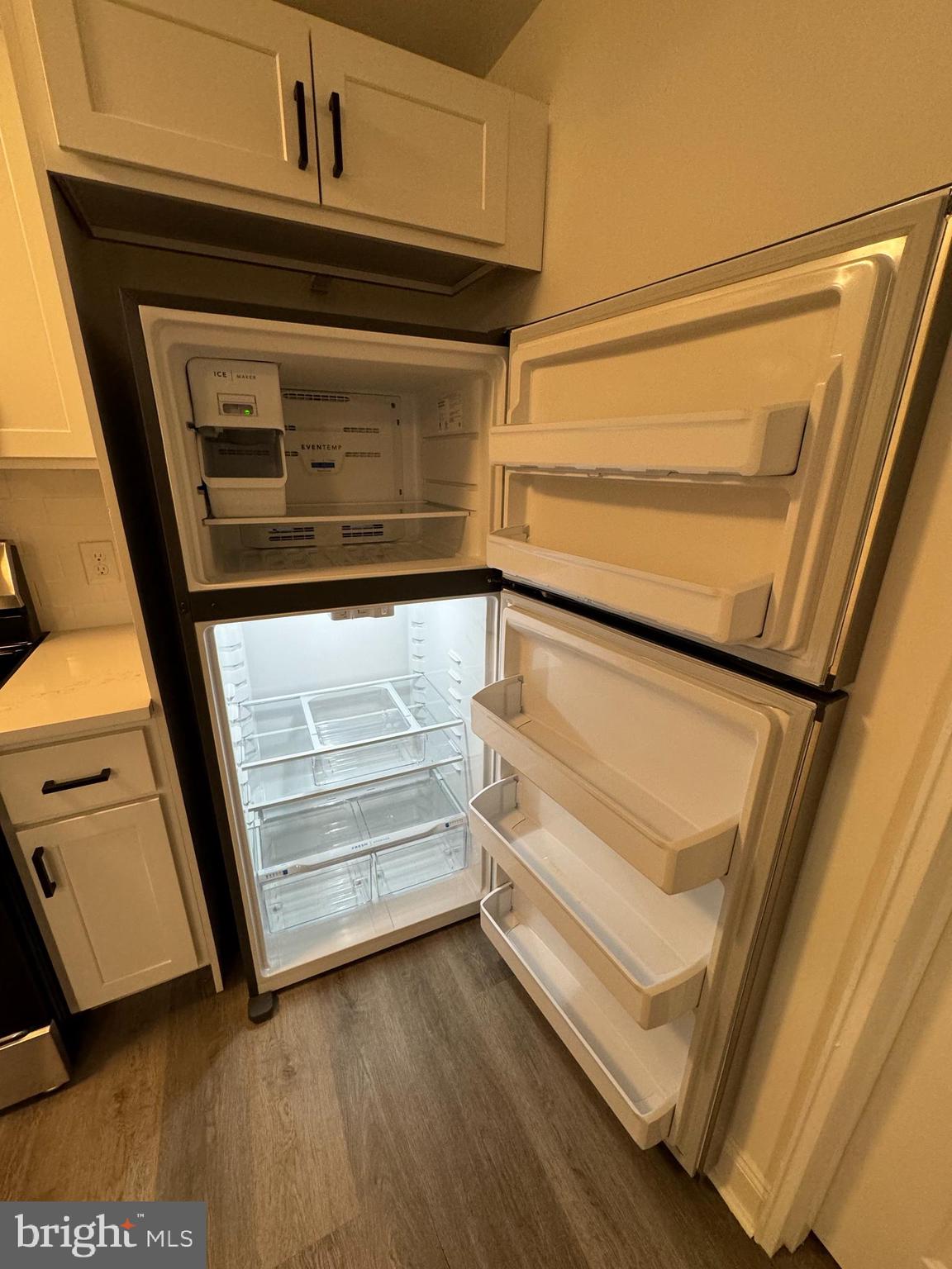 WILLOW GROVE - Residential Lease