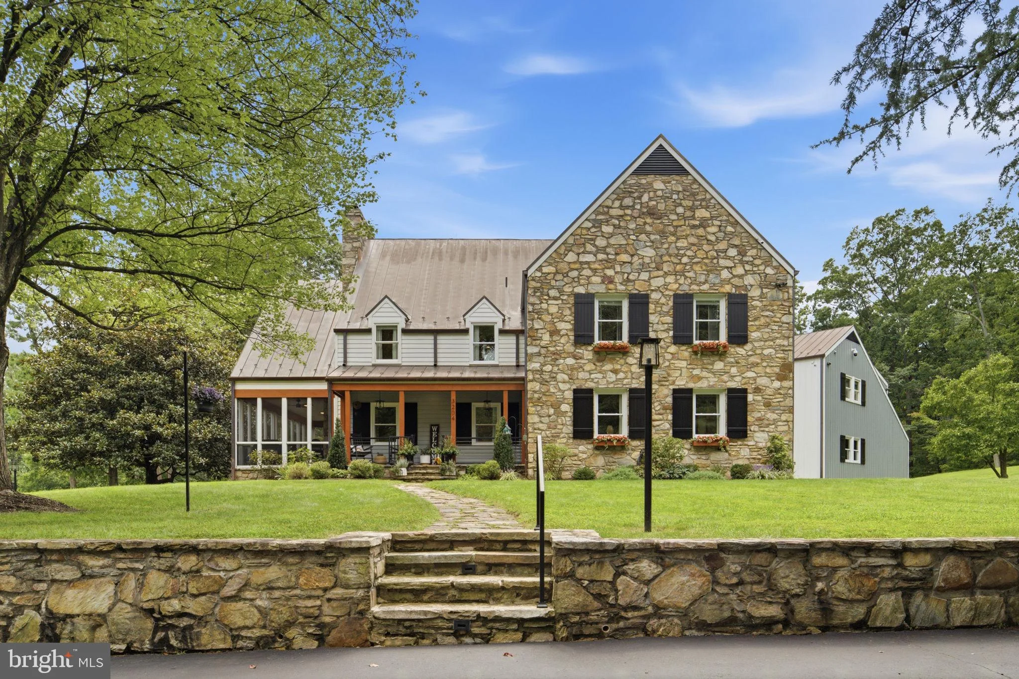 3204 Mountain Road