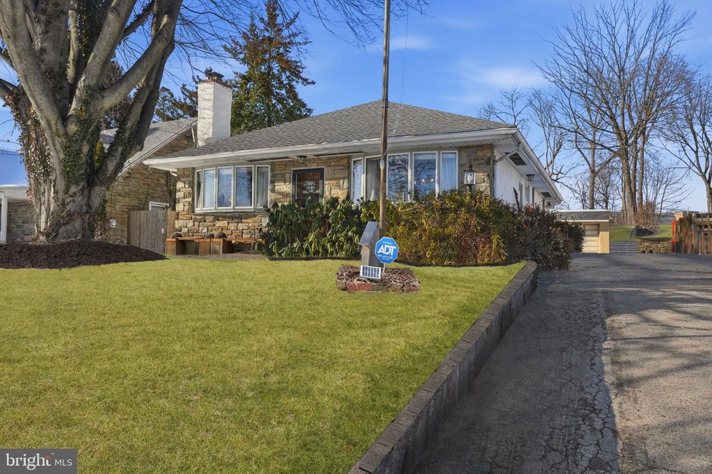 Photo of 468 Paoli Avenue, PHILADELPHIA, PA 19128 (MLS # PAPH2578880)