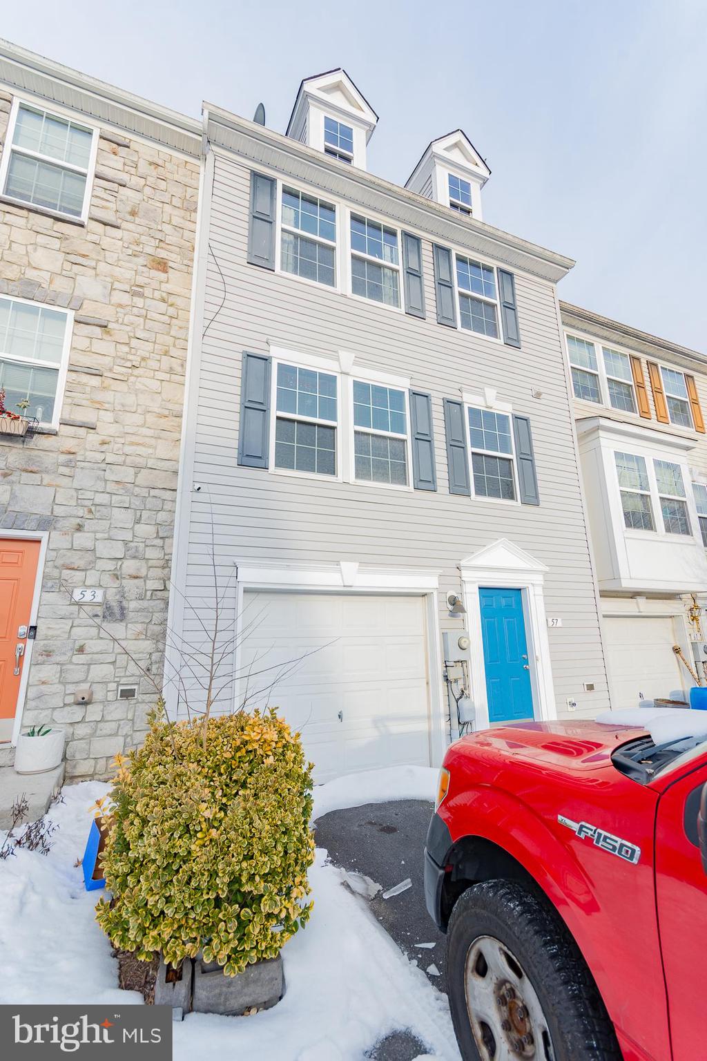 FAIRWAYS EAST - Residential