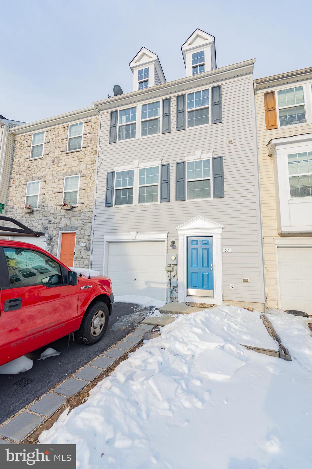 FAIRWAYS EAST - Residential