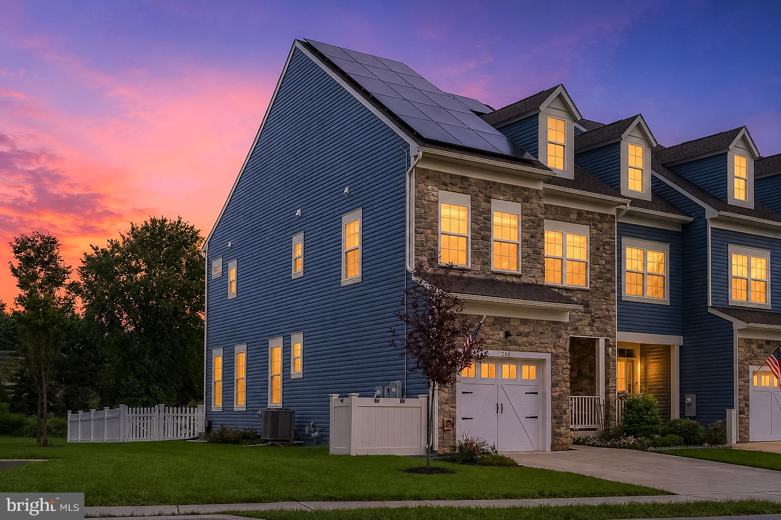 206 GROVE VIEW DRIVE