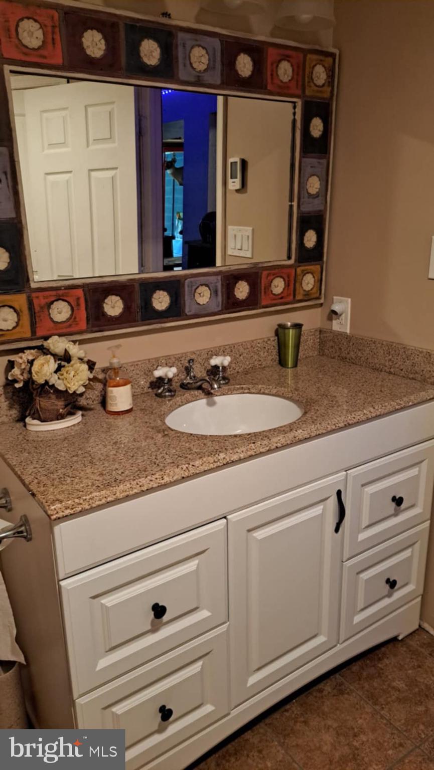 MEADOWLANDS - Residential