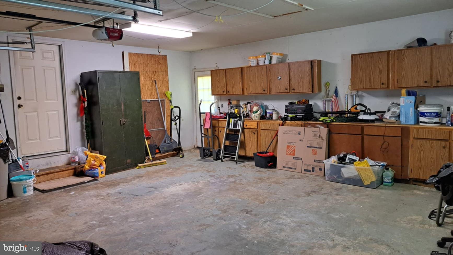 MEADOWLANDS - Residential