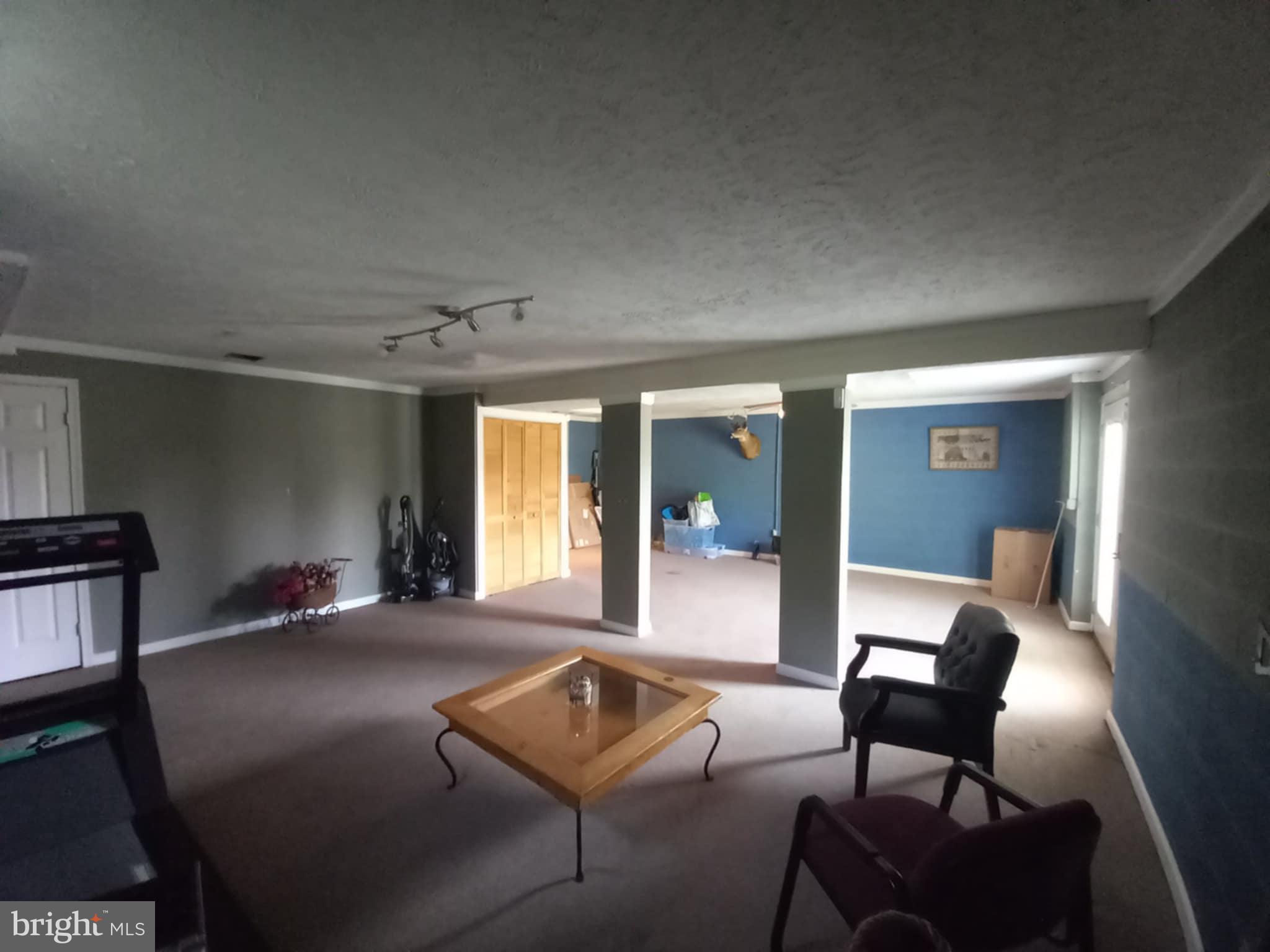 MEADOWLANDS - Residential