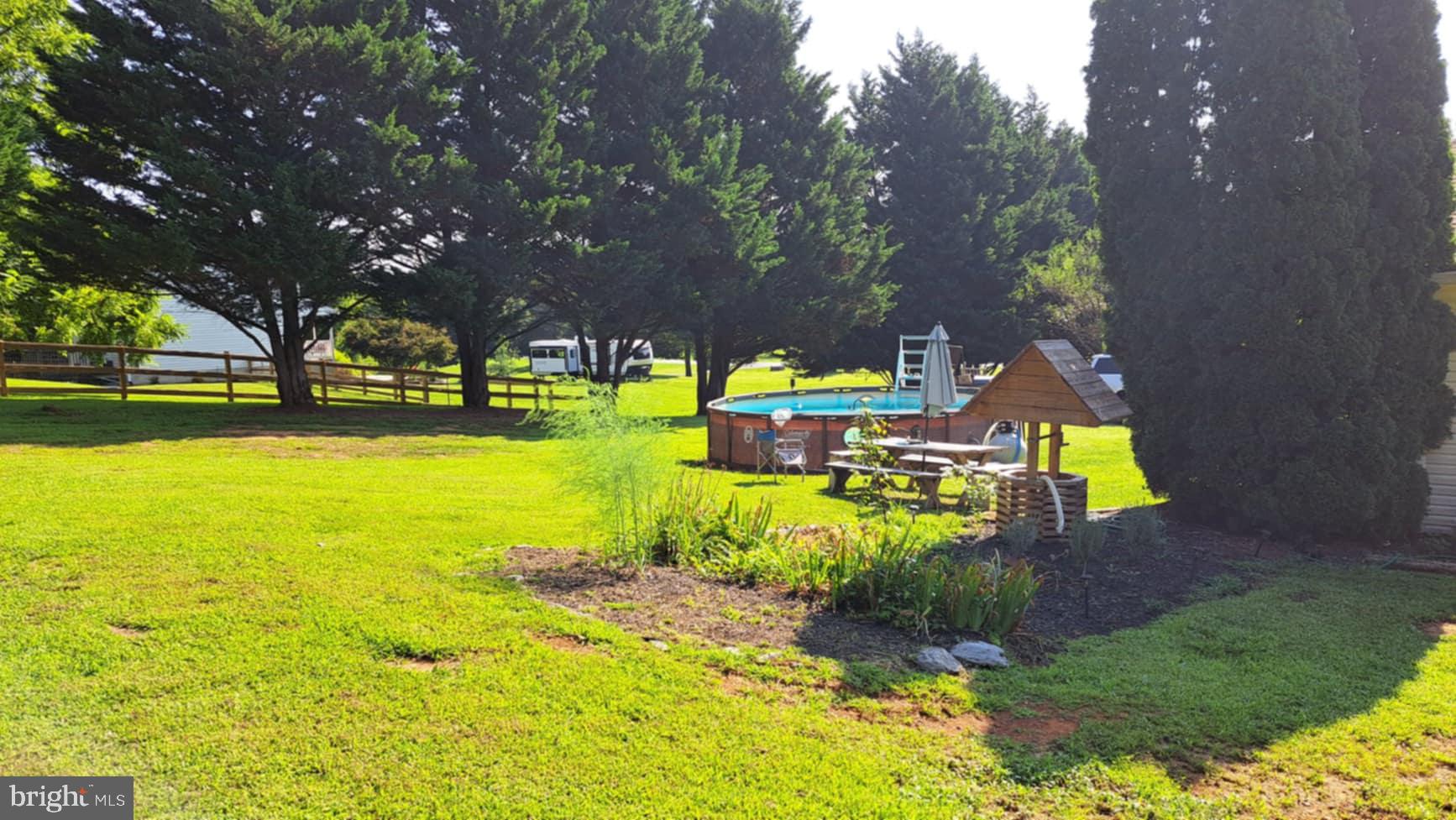 MEADOWLANDS - Residential