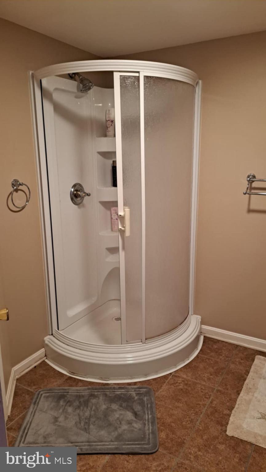 MEADOWLANDS - Residential