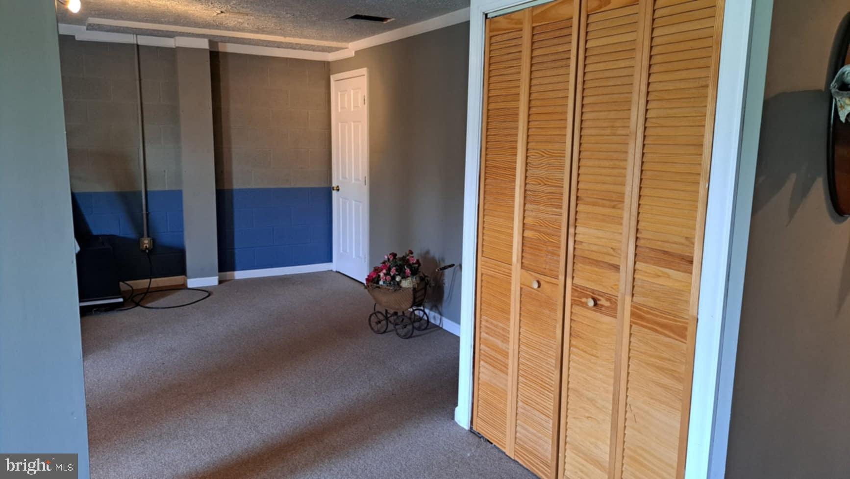 MEADOWLANDS - Residential