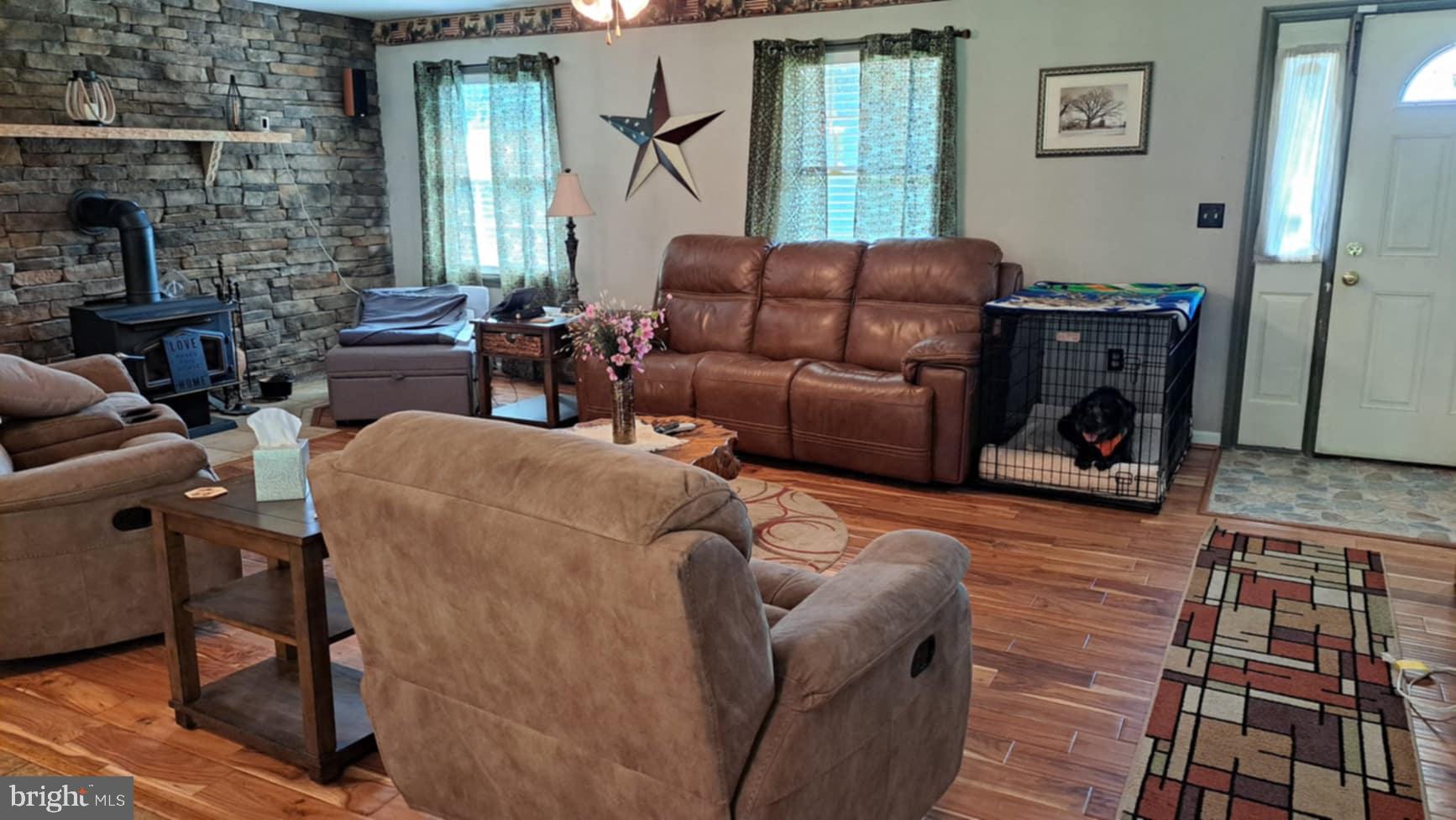 MEADOWLANDS - Residential