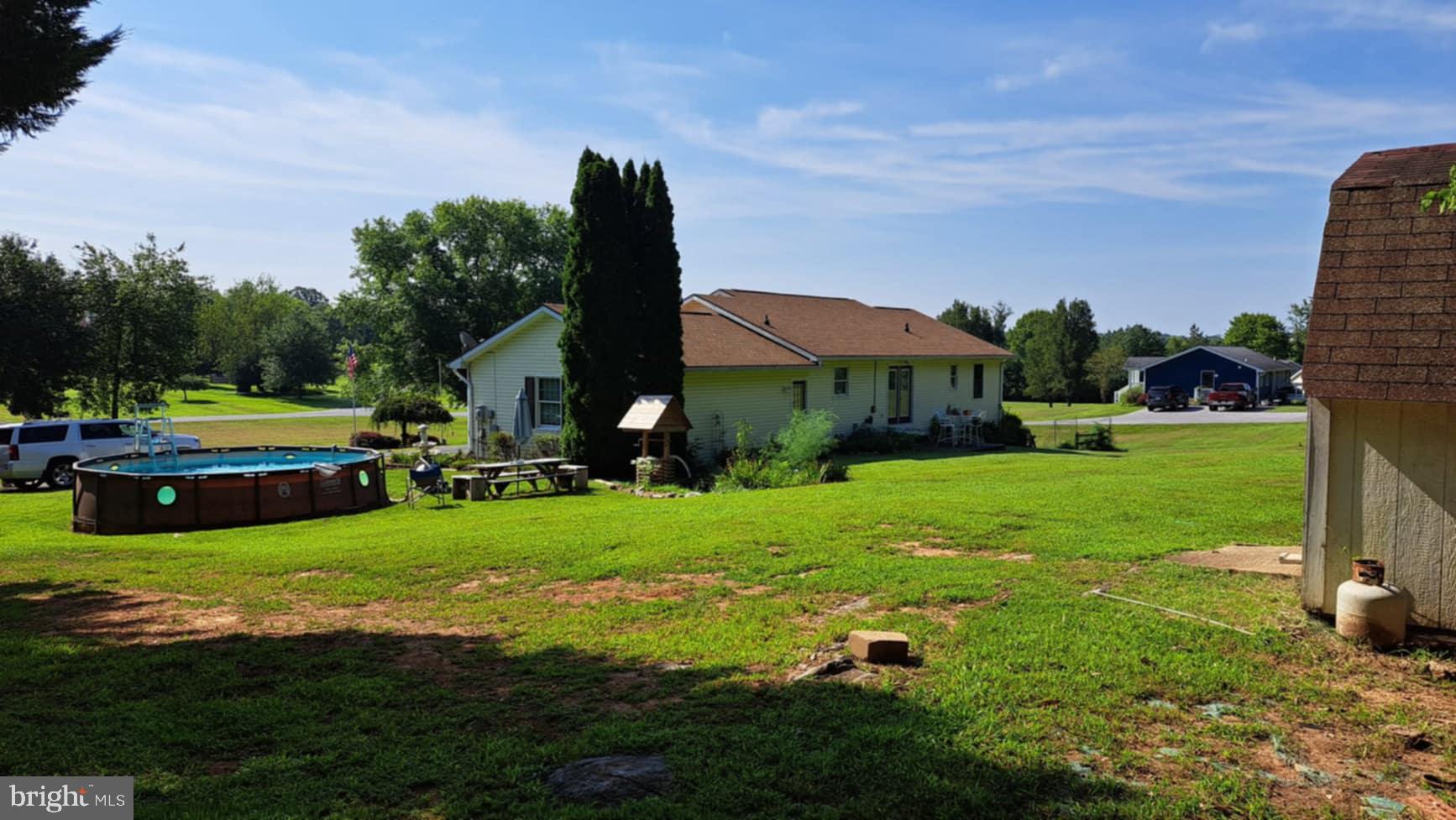 MEADOWLANDS - Residential