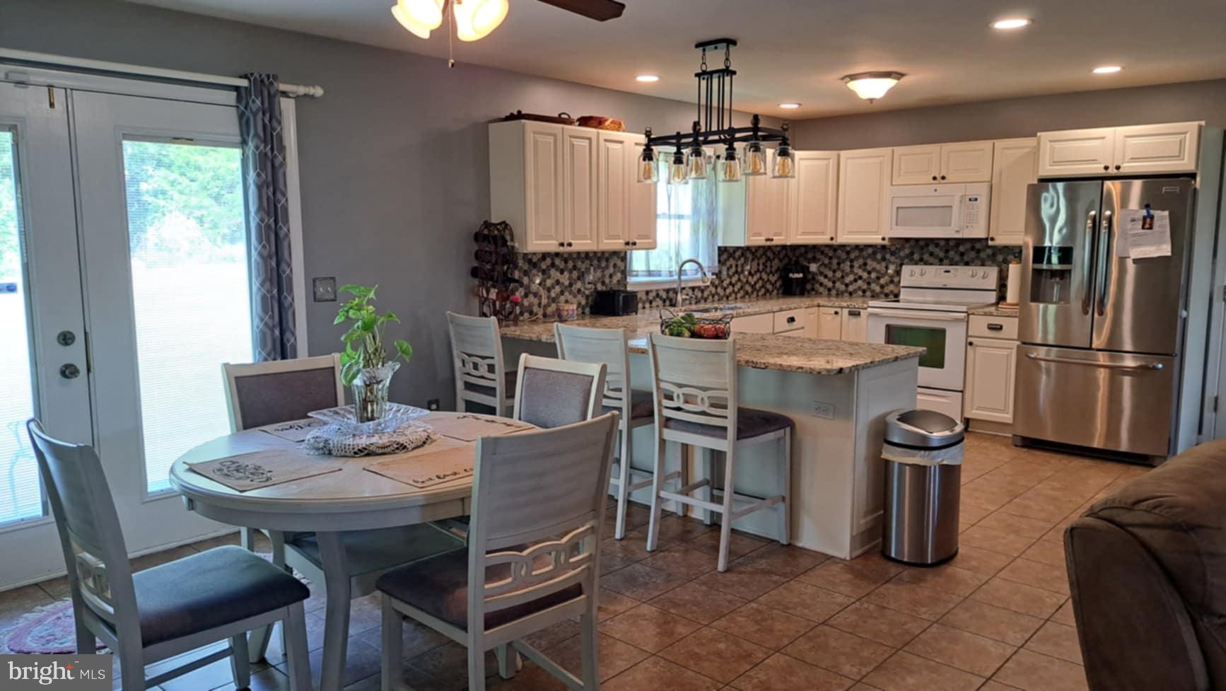 MEADOWLANDS - Residential