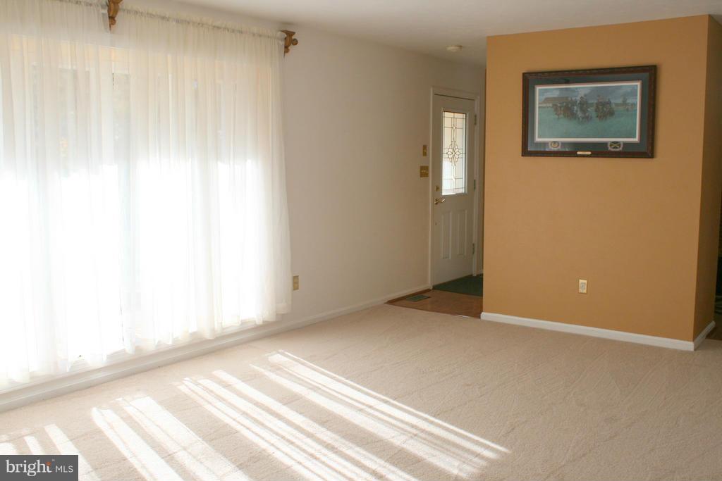 HICKORY GROVE - Residential