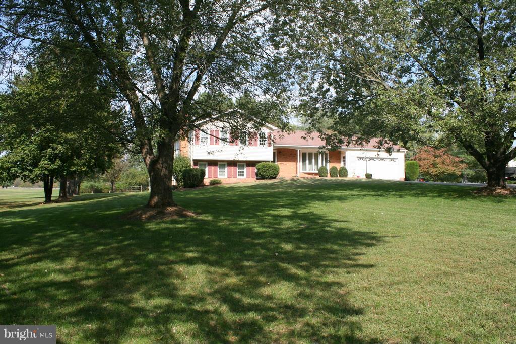 HICKORY GROVE - Residential