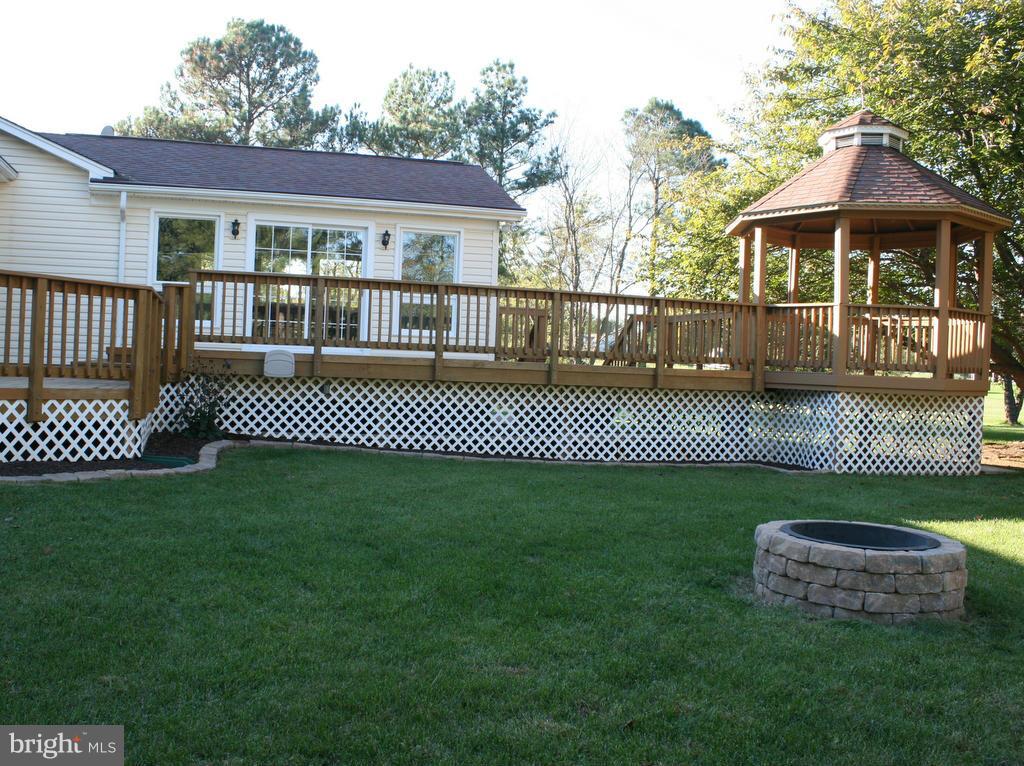 HICKORY GROVE - Residential