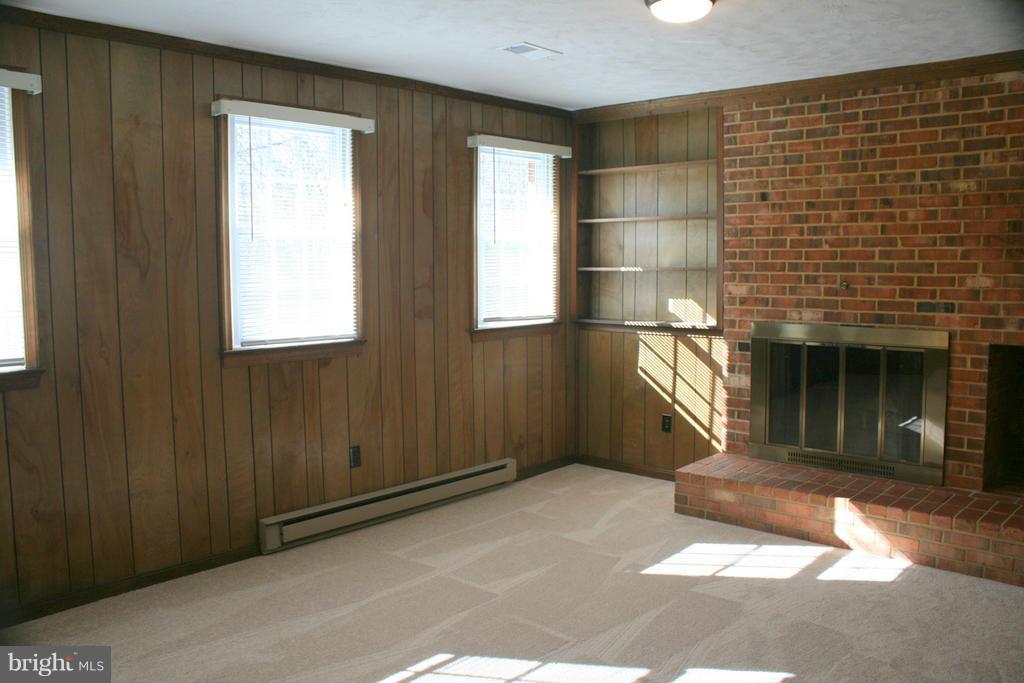 HICKORY GROVE - Residential