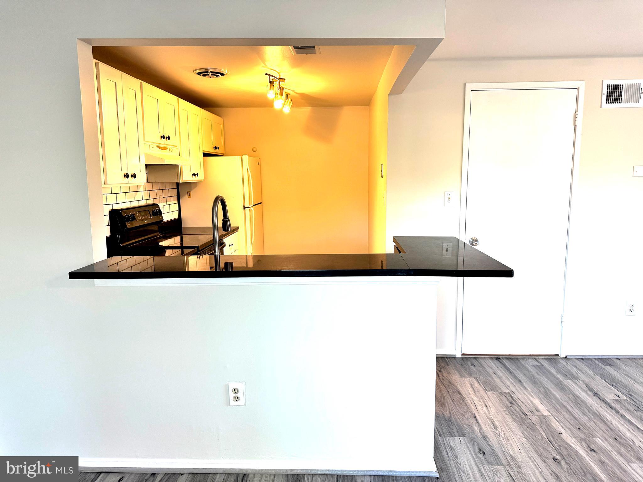 MCCONKEY - Residential Lease