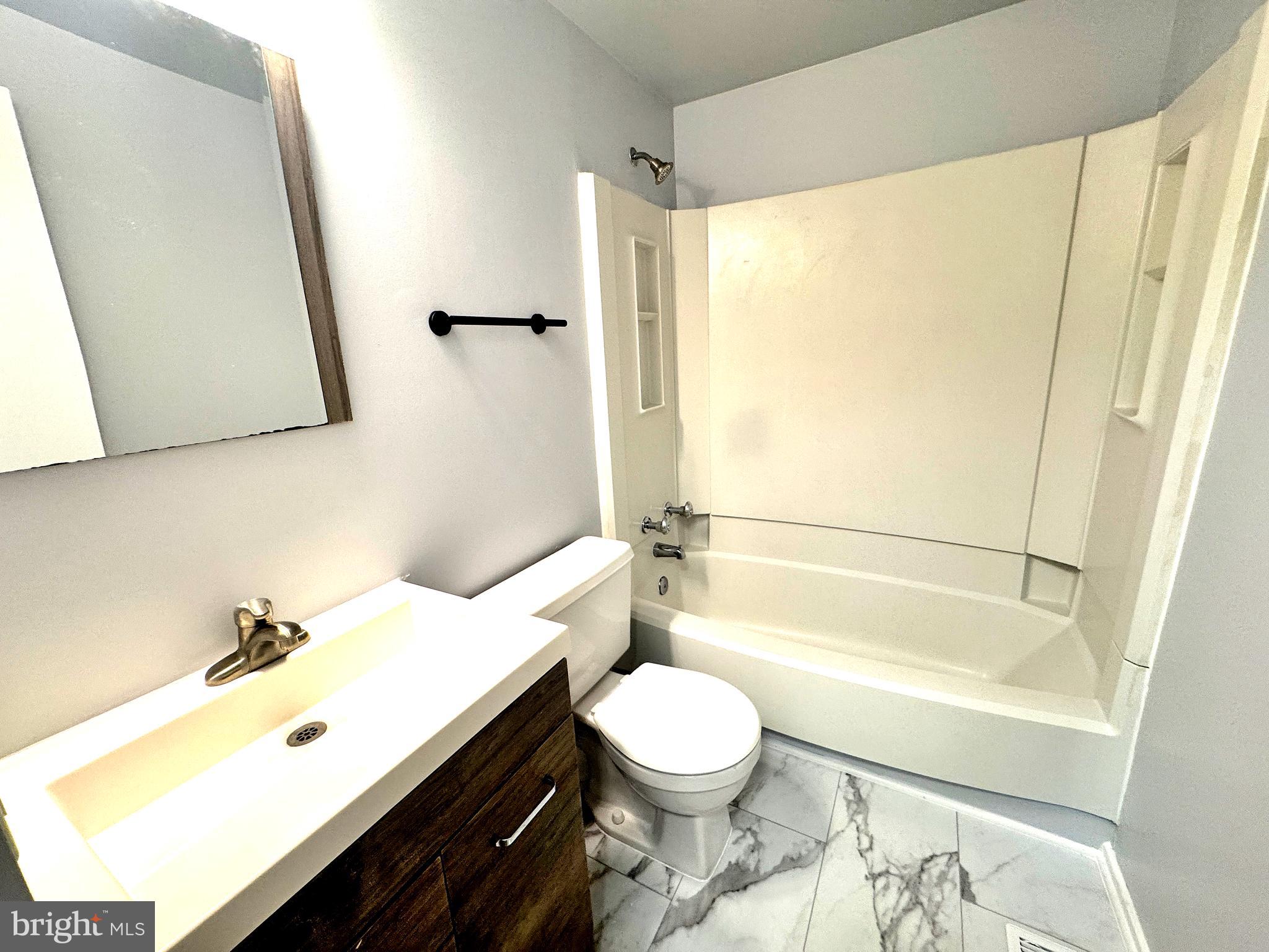 MCCONKEY - Residential Lease