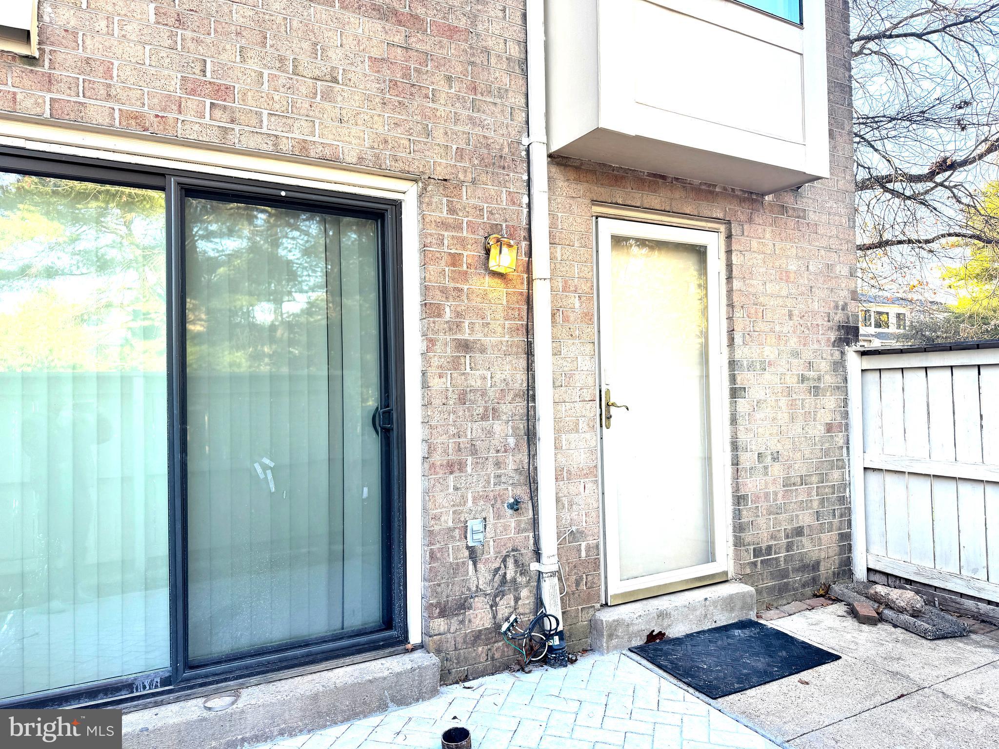 MCCONKEY - Residential Lease