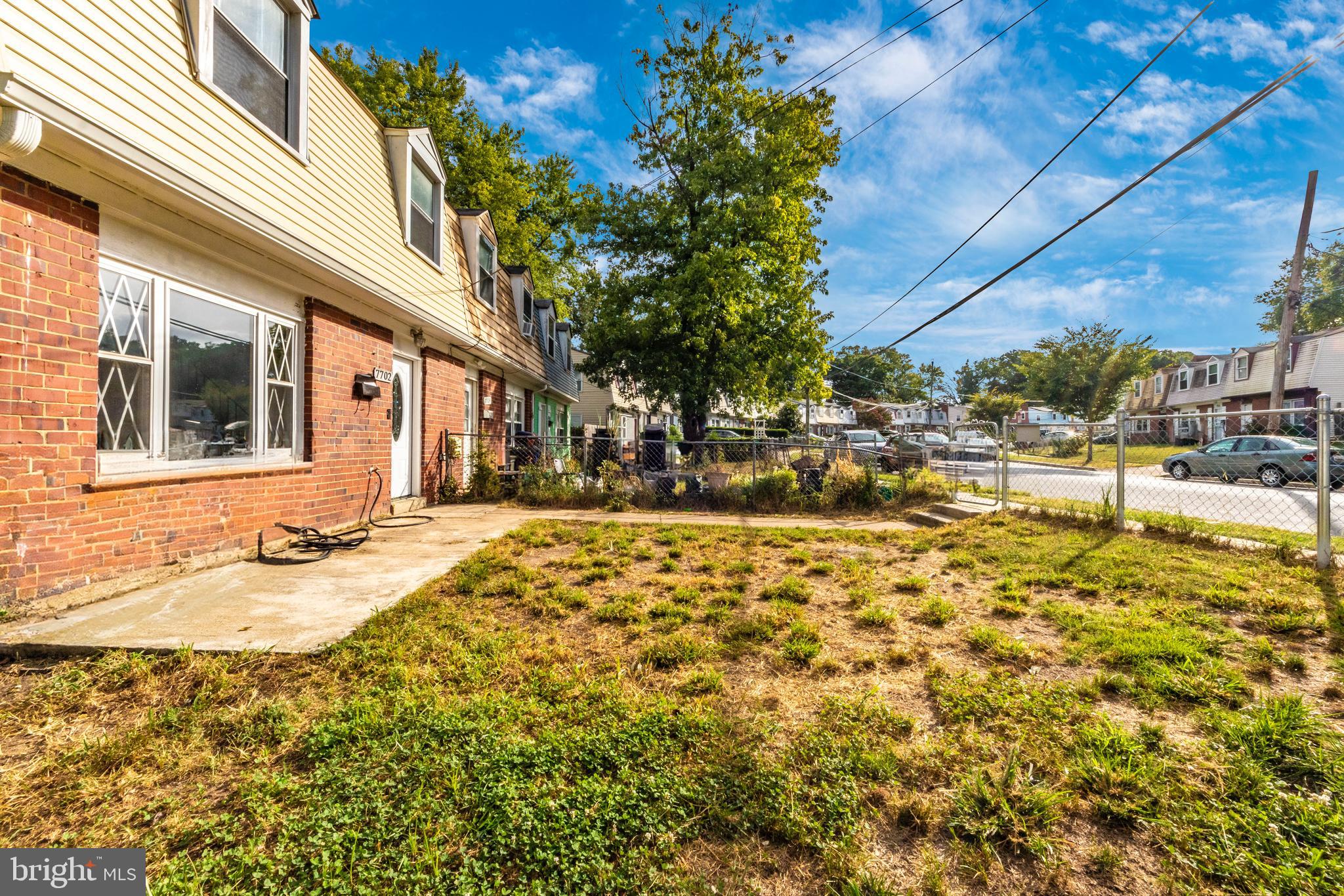 PALMER PARK - Residential Lease