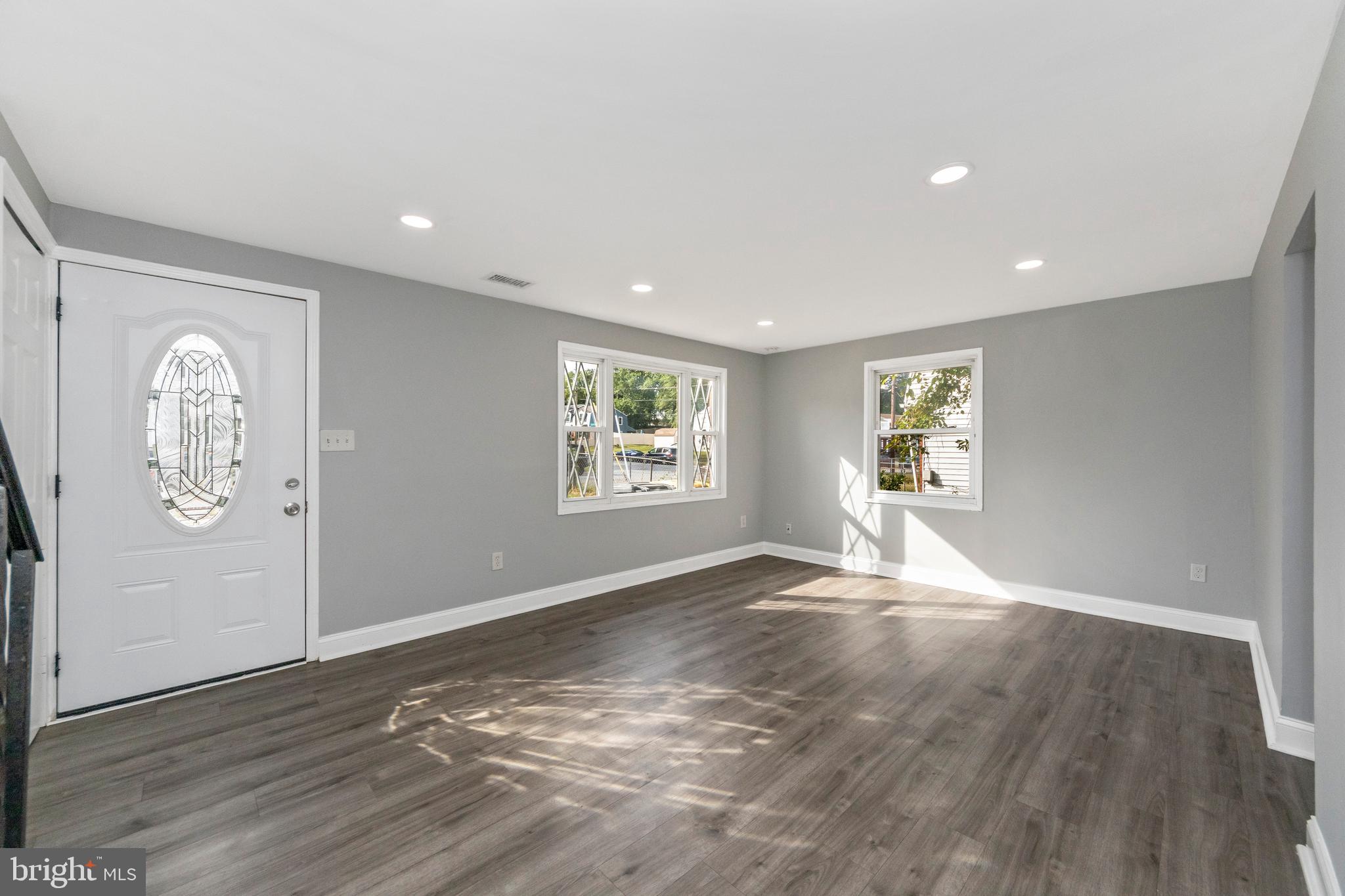 PALMER PARK - Residential Lease