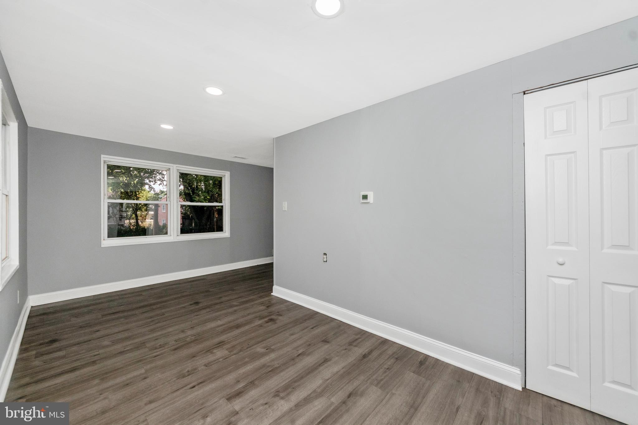 PALMER PARK - Residential Lease