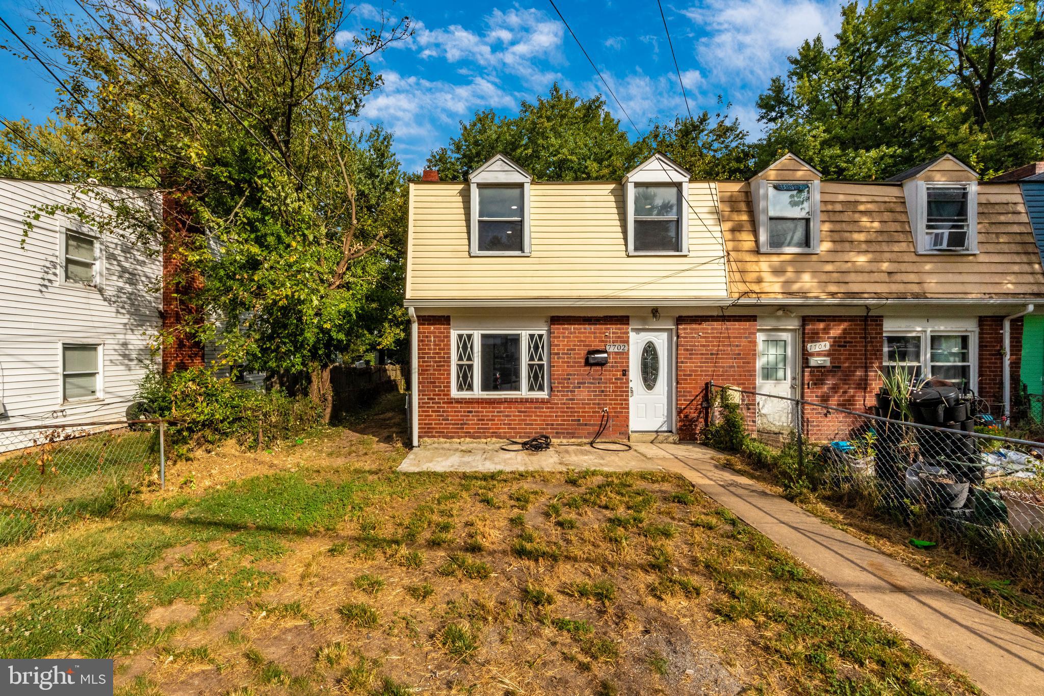 PALMER PARK - Residential Lease