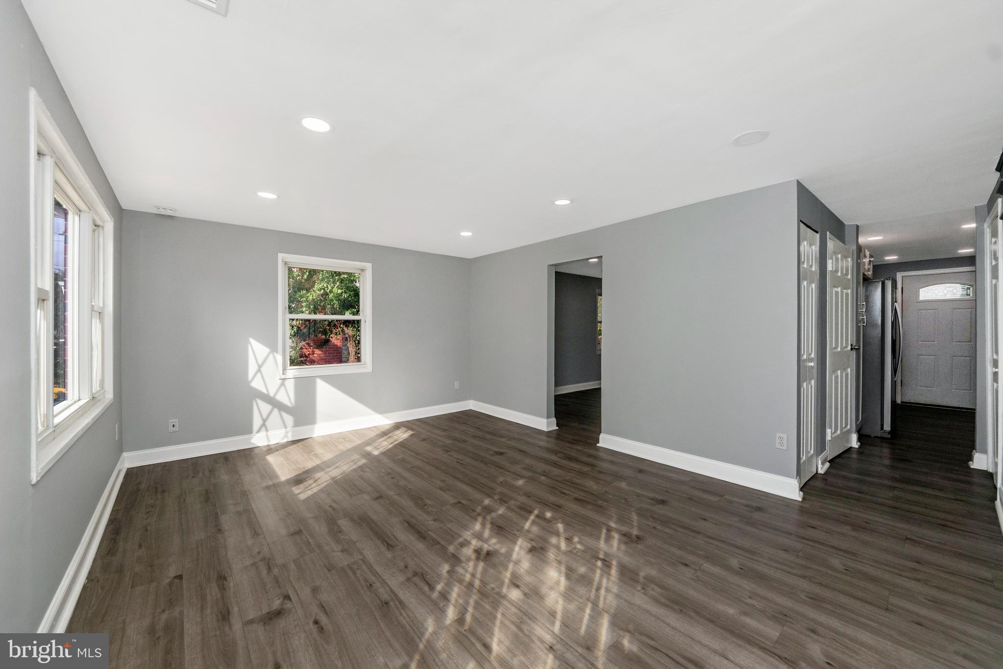 PALMER PARK - Residential Lease